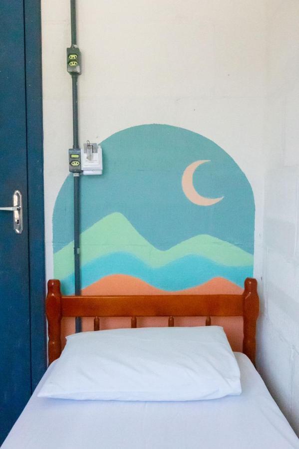 Sea Wolf Surf Hostel Florianópolis Buitenkant foto