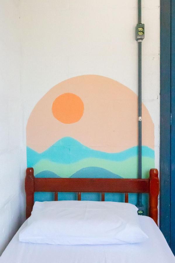 Sea Wolf Surf Hostel Florianópolis Buitenkant foto