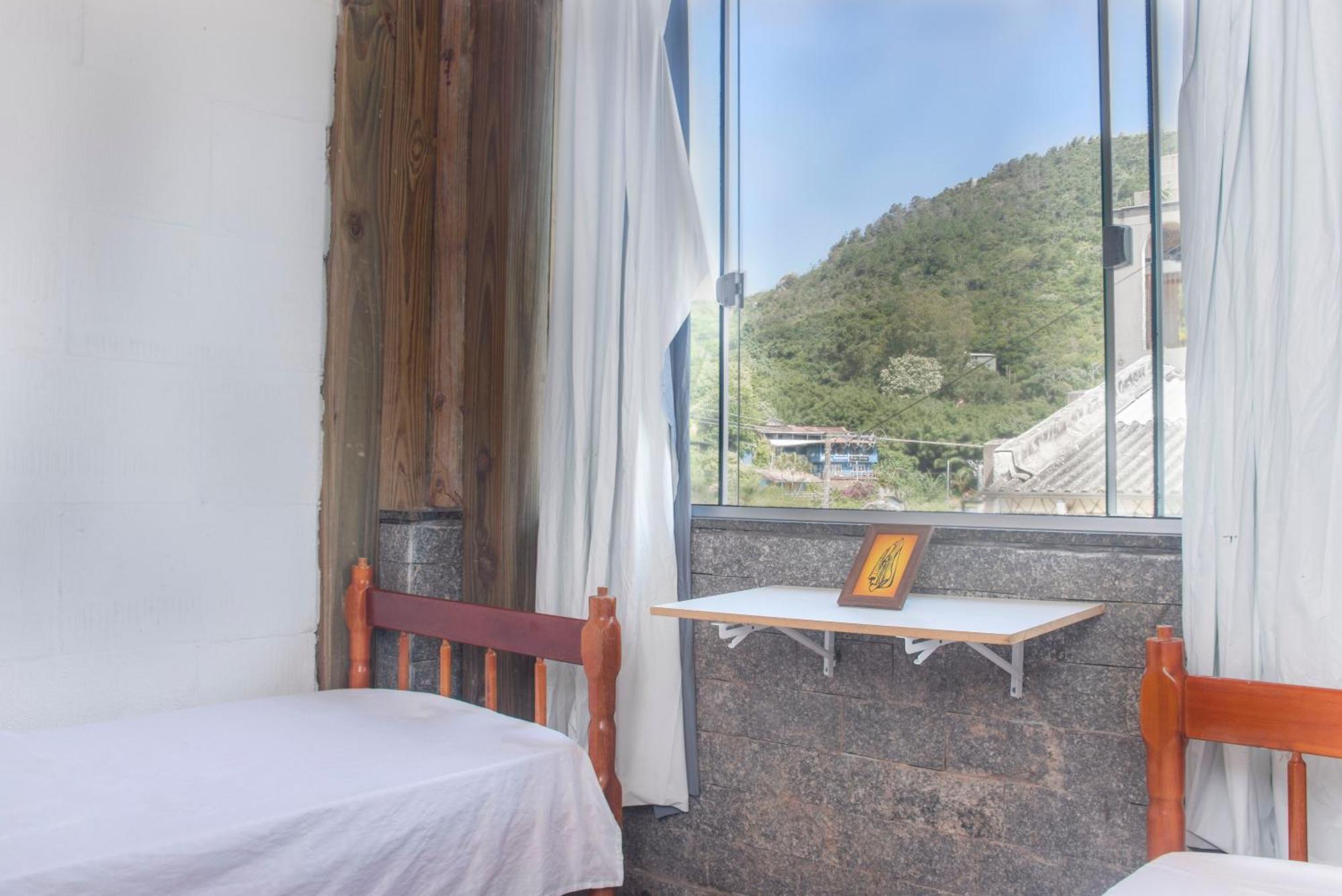 Sea Wolf Surf Hostel Florianópolis Buitenkant foto